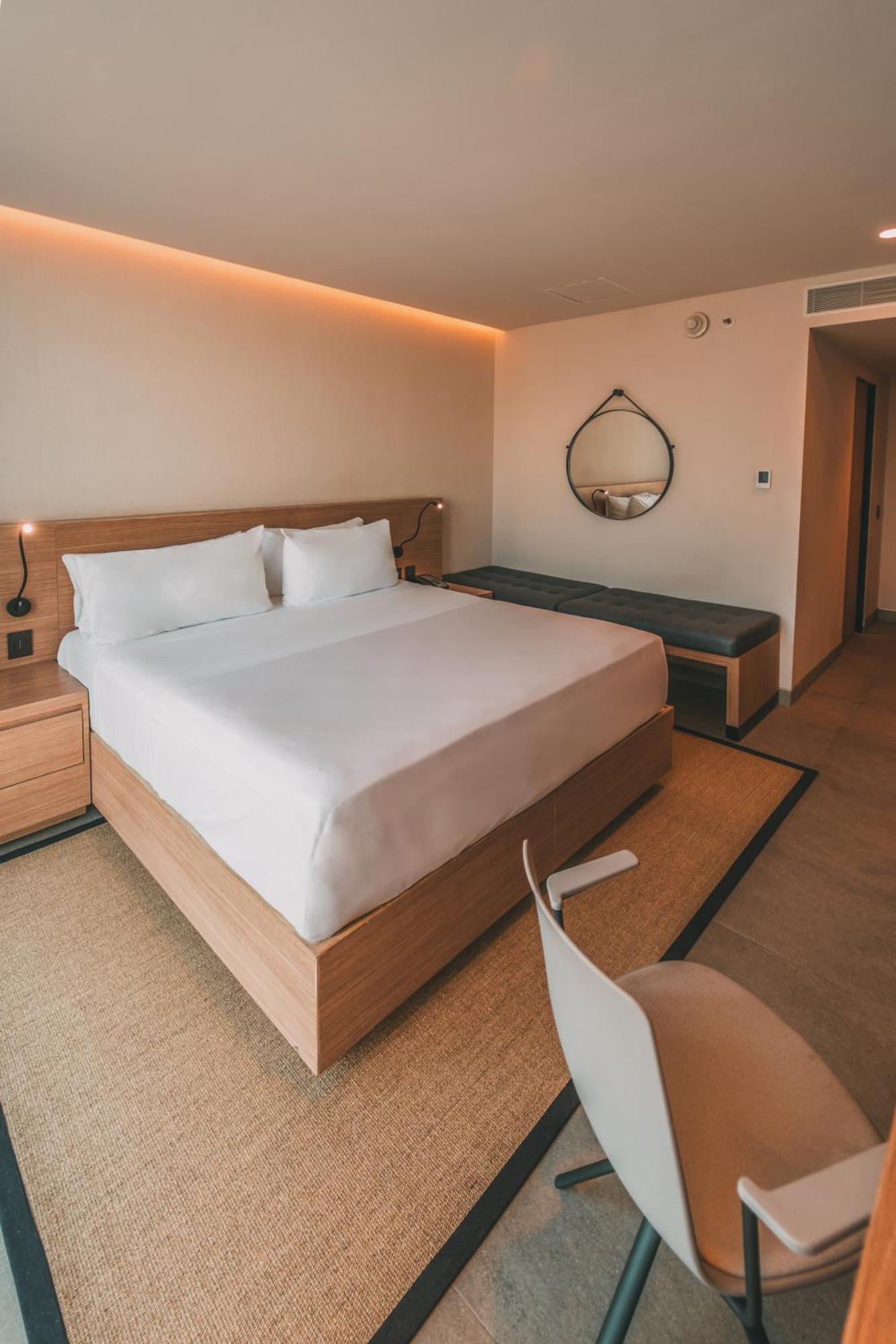 Aken Mind Merida Hotel מראה חיצוני תמונה